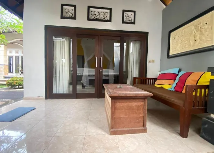 Twin Homestay Bed & Breakfast *